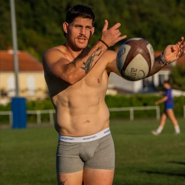 @woemenofficiel x @floiracrivedroite 📸✨🏉🫱🏻‍🫲🏼1 boxer wœmen acheté = 4 protections périodiq-6