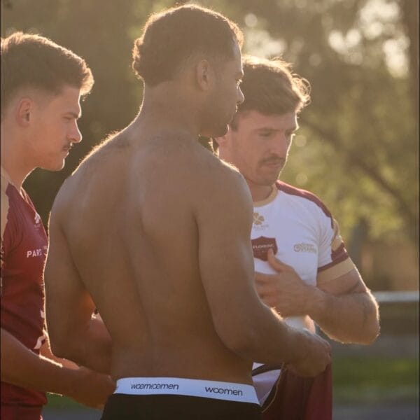 @woemenofficiel x @floiracrivedroite 📸✨🏉🫱🏻‍🫲🏼1 boxer wœmen acheté = 4 protections périodiq-7